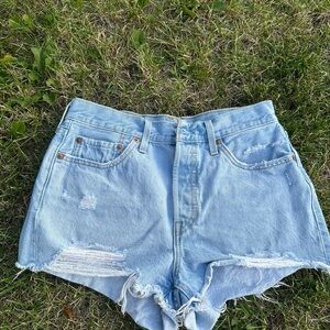 Levi's 501 Jean Shorts High-Waisted Distressed